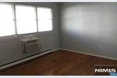 320 Elm Avenue C #C, Bogota, NJ 07603 - Photo 6