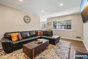 1714 Faulkner Ct 1714, Mahwah, NJ 07430 - Photo 6