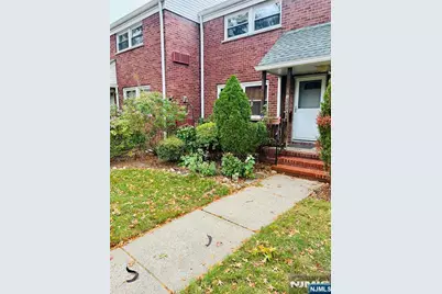 15-08 N Plaza Road A #A, Fair Lawn, NJ 07410 - Photo 2