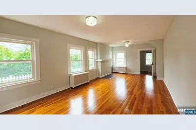 181 Grand Avenue 1st Floor #1st floor, Leonia, NJ 07605 - Photo 4