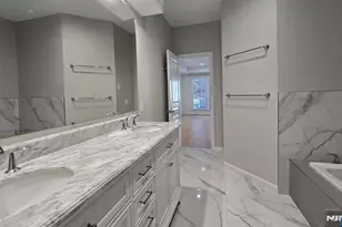 68 Buckthorn Ct, Paramus, NJ 07652 - Photo 22