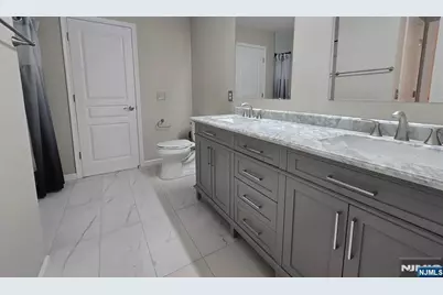 68 Buckthorn Court, Paramus, NJ 07652 - Photo 26