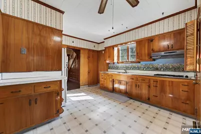 78 Stewart Avenue, Kearny, NJ 07032 - Photo 10