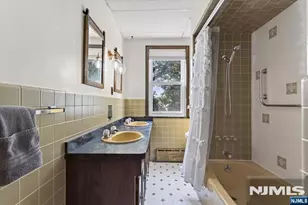 78 Stewart Ave, Kearny, NJ 07032 - Photo 18