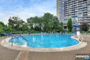 4 Horizon Road 1027, Fort Lee, NJ 07024 - Photo 16