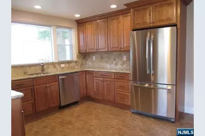 3 Boiling Springs Avenue, East Rutherford, NJ 07073 - Photo 4