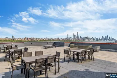 317 Hudson Park 317 #317, Edgewater, NJ 07020 - Photo 8