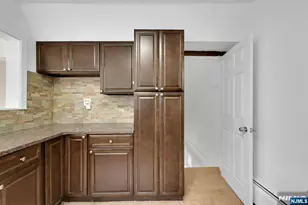470 Washington Ave 1, Cliffside Park, NJ 07010 - Photo 8