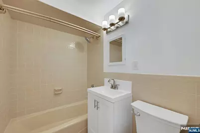 470 Washington Avenue 1 #1, Cliffside Park, NJ 07010 - Photo 22