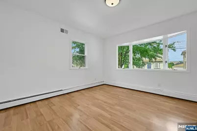 470 Washington Avenue 1 #1, Cliffside Park, NJ 07010 - Photo 16
