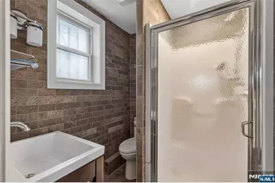 269 Hutton Street, Jersey City, NJ 07307 - Photo 12