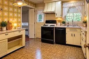 31 Arbor Dr, Ho Ho Kus, NJ 07423 - Photo 10
