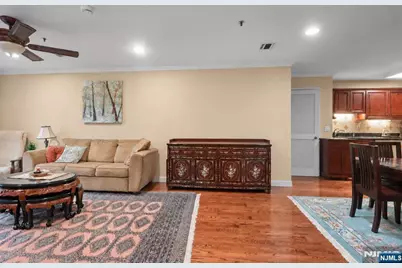 135 38th 505 #505, Union City, NJ 07087 - Photo 14