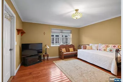 135 38th 505 #505, Union City, NJ 07087 - Photo 2