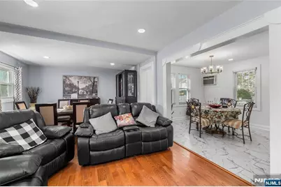 42 Arlington Boulevard, North Arlington, NJ 07031 - Photo 8