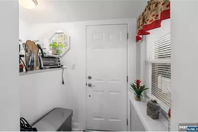 42 Arlington Boulevard, North Arlington, NJ 07031 - Photo 30