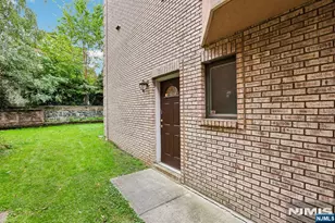 696 West End Ave 2, Cliffside Park, NJ 07010 - Photo 38