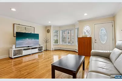 696 West End Avenue 2 #2, Cliffside Park, NJ 07010 - Photo 8