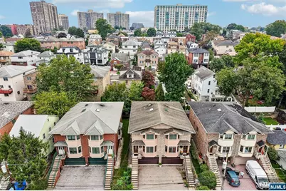 696 West End Avenue 2 #2, Cliffside Park, NJ 07010 - Photo 42