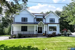 515 Hobart Rd, Paramus, NJ 07652 - Photo 2