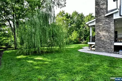 515 Hobart Road, Paramus, NJ 07652 - Photo 38