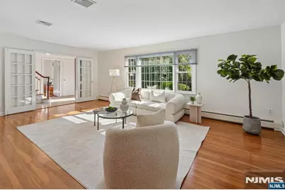 42 Collins Avenue, Ramsey, NJ 07446 - Photo 4