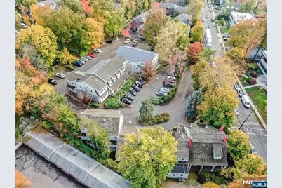 285 Grand Avenue 5, 2nd Fl #5, 2nd Fl, Englewood, NJ 07631 - Photo 4