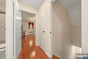 553 Ray Ave, Ridgefield, NJ 07657 - Photo 18