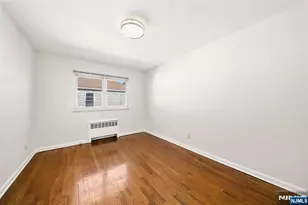 201 Oakdene Pl C2, Cliffside Park, NJ 07010 - Photo 12