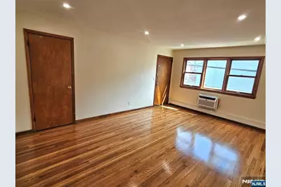 325 2nd Street 3 #3, Cliffside Park, NJ 07010 - Photo 2