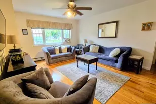 1261A Valley Rd, Wayne, NJ 07470 - Photo 2