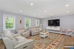 9 Glen Gray Rd, Oakland, NJ 07436 - Photo 4
