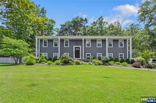 9 Glen Gray Rd, Oakland, NJ 07436 - Photo 1