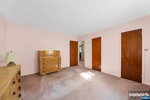 729 Broad Ave 1, Ridgefield, NJ 07657 - Photo 16