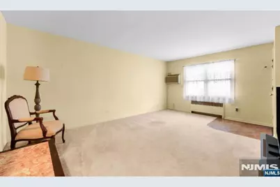729 Broad Avenue 1 #1, Ridgefield, NJ 07657 - Photo 6