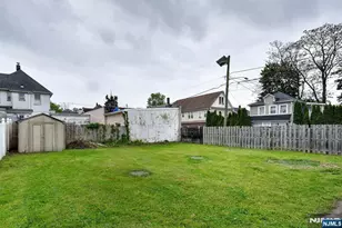 40 Grove St, Elmwood Park, NJ 07407 - Photo 6