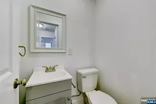 40 Grove St, Elmwood Park, NJ 07407 - Photo 44
