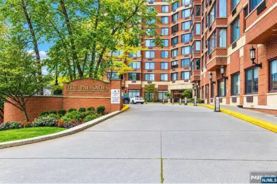 100 Old Palisade Road 1801 #1801, Fort Lee, NJ 07024 - Photo 2