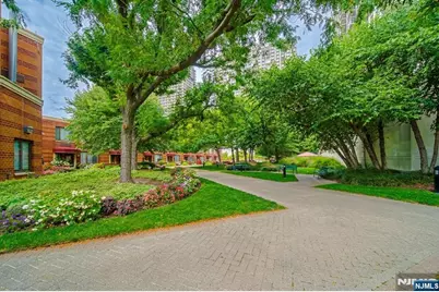 100 Old Palisade Road 1801 #1801, Fort Lee, NJ 07024 - Photo 22