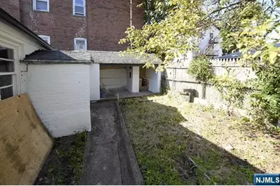 487 Gregory Avenue 2nd Floor #2nd Floor, Passaic, NJ 07055 - Photo 12