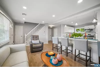 76 Day Avenue, Bergenfield, NJ 07621 - Photo 6