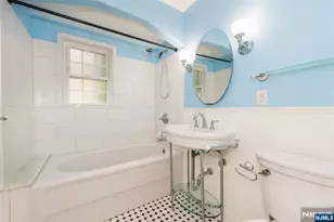 247 Emmett Pl, Ridgewood, NJ 07450 - Photo 12