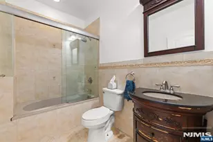 50 Myrtle Ave A, Edgewater, NJ 07020 - Photo 20