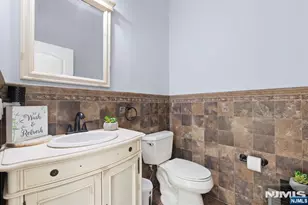 50 Myrtle Ave A, Edgewater, NJ 07020 - Photo 8