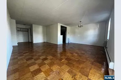 77 Prospect Avenue 4I #4i, Hackensack, NJ 07601 - Photo 1