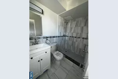 77 Prospect Avenue 4I #4i, Hackensack, NJ 07601 - Photo 18