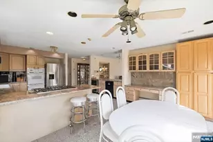 126 Edgewater Rd, Cliffside Park, NJ 07010 - Photo 20