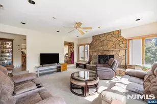 126 Edgewater Rd, Cliffside Park, NJ 07010 - Photo 14