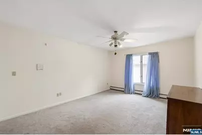 126 Edgewater Road, Cliffside Park, NJ 07010 - Photo 32