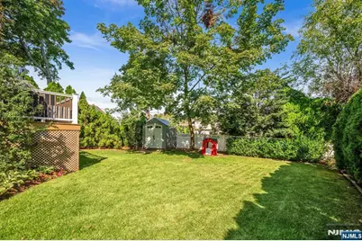 19 Dalton Place, Bergenfield, NJ 07621 - Photo 28